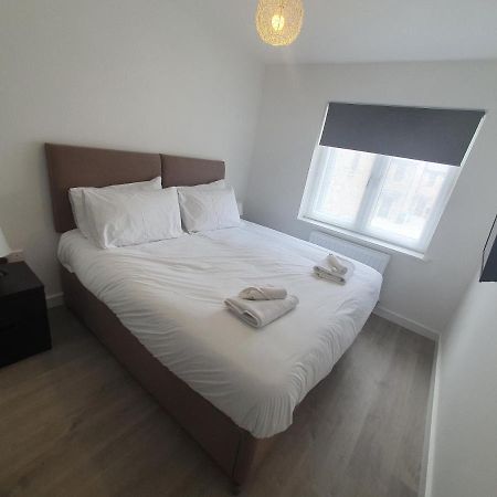 Lovely Home Close To City Center & Rail Station เชสเตอร์ฟิลด์ ภายนอก รูปภาพ