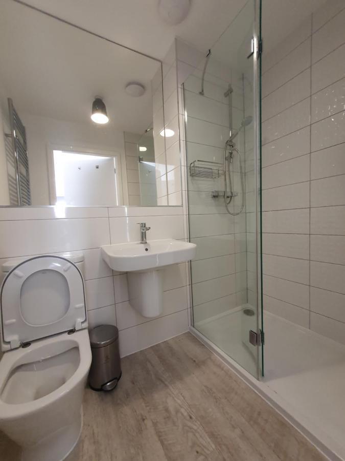 Lovely Home Close To City Center & Rail Station เชสเตอร์ฟิลด์ ภายนอก รูปภาพ