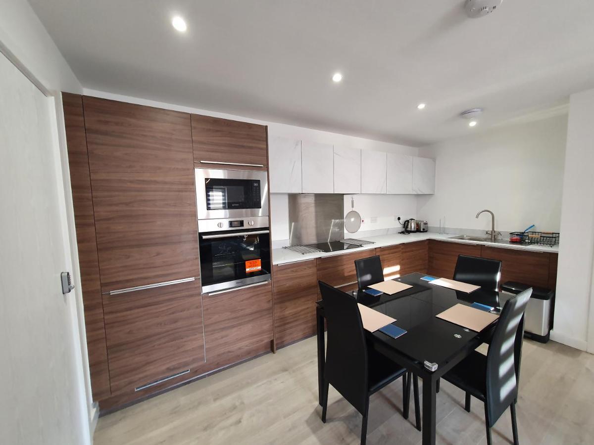 Lovely Home Close To City Center & Rail Station เชสเตอร์ฟิลด์ ภายนอก รูปภาพ